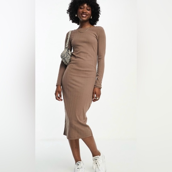 Vero Moda NWT ribbed long sleeve midi dress in brown Size M - Picture 1 of 8